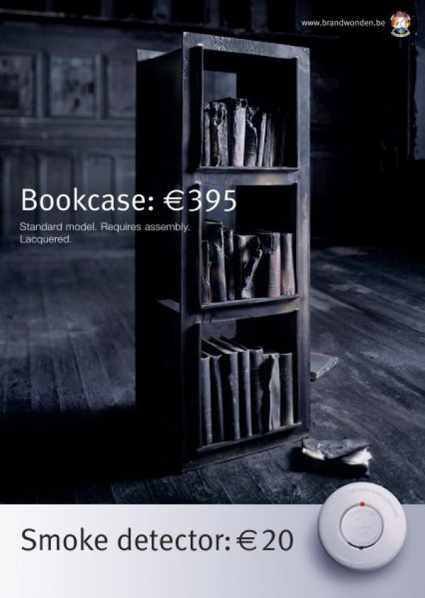 Книжный шкаф - 395 евро, датчик дыма - 20 евро